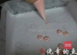 可爱樱桃彩绘瑞士卷的做法图解10