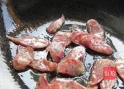 扁豆炒香肠}的做法图解6