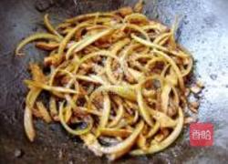 圆葱鸡肉炸酱面的做法图解6