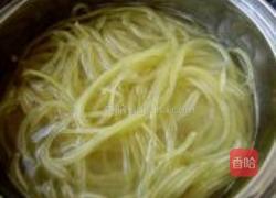 圆葱鸡肉炸酱面的做法图解8