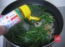 韭菜煮蛤蜊肉的做法图解5