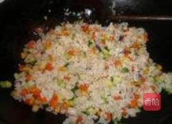 蛋饺炒饭的做法图解2