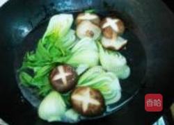 香菇油菜的做法图解3
