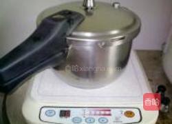 六味煲鸡汤的做法图解4