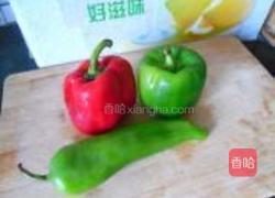 油泼彩椒丝的做法图解1