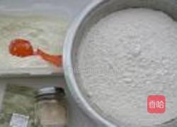 绿茶双色馒头卷的做法图解1