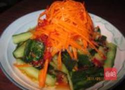 红萝卜拍黄瓜的做法图解7