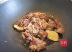 红咖喱焖牛腩萝卜的做法图解2