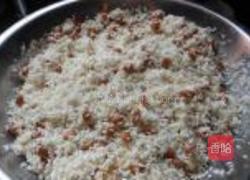 广式花生蛋黄粽的做法图解6