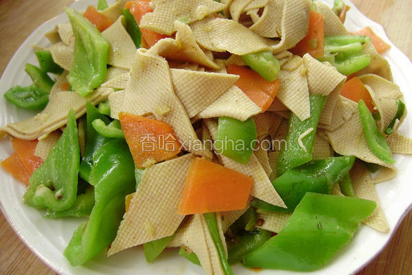 尖椒炒干豆腐
