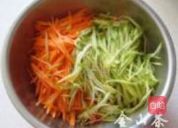 双拌萝卜丝的做法图解2