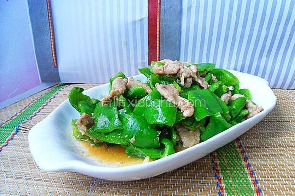 肉片炒青椒