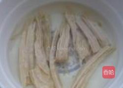 紫菜黄瓜腐竹汤的做法图解3