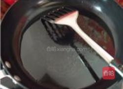 徽菜银鱼煎蛋的做法图解2