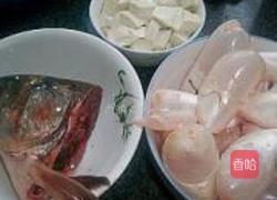 鱼鳔鱼头豆腐汤的做法图解1