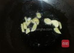 白萝卜丝烧鲫鱼的做法图解5