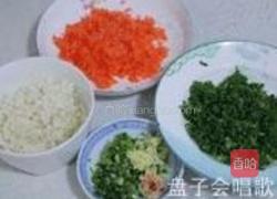 双色蔬菜鸡肉圆的做法图解4