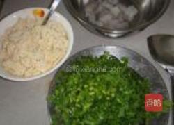 茼蒿小豆腐的做法图解1
