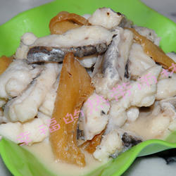 菜脯炒海鳗的做法[图]