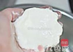 卷心菜虾皮馅饼的做法图解4