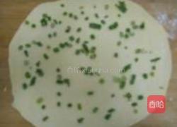 酥香小葱千层饼的做法图解2