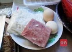 餐蛋乌冬面的做法图解1