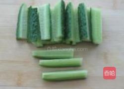 清清爽爽秘制黄瓜的做法图解2