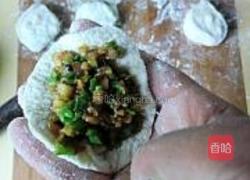 豇豆馅水煎包的做法图解9