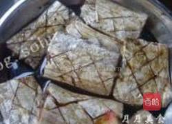 熏带鱼的做法图解2