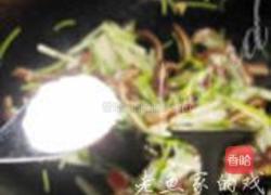 荞菜炒卤猪耳的做法图解9