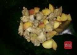 苹果烧鸡腿的做法图解8