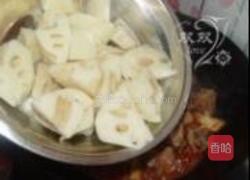 腐乳莲藕炖排骨的做法图解6