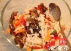 凉拌五彩蘑菇的做法图解5