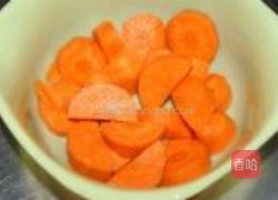 五指毛桃扇骨汤的做法图解2