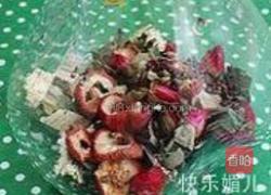 玫瑰荷叶减脂茶的做法图解2