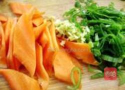 菜花炒饼的做法图解2