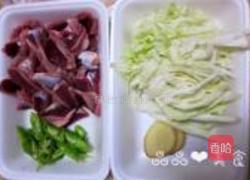 香嫩鸡胗炒面的做法图解1