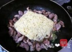 香嫩鸡胗炒面的做法图解6