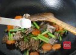 胡萝卜炒腰花的做法图解12