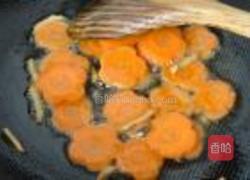 胡萝卜炒腰花的做法图解8