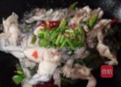 蒜炒泡椒田鸡的做法图解7