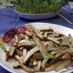 葱香豆腐干的做法[图]