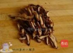 鸡肉烩鱼丝的做法图解10