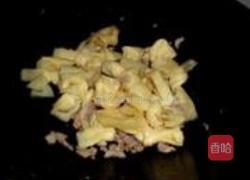 千张结烧肉末的做法图解3