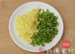奶香米饼的做法图解1