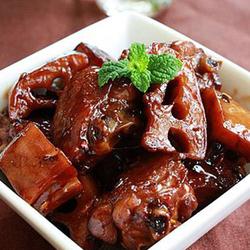 香辣莲藕爆鸡翅的做法[图]