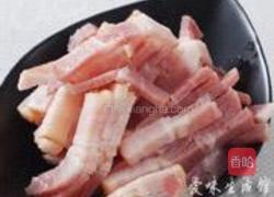 蛋黄培根意面的做法图解1