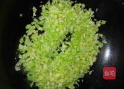 包菜蛋饼的做法图解3