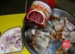虾米酱炒烧肉的做法图解1