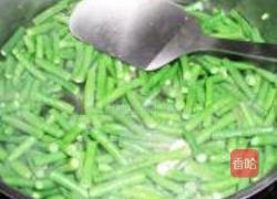 长豆角炒鸡蛋的做法图解5